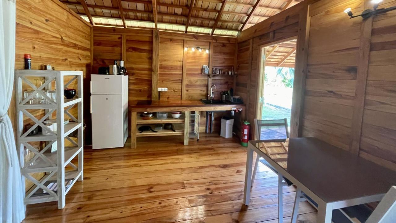 Raiatea - Orion Hoe Bungalow Uturoa 外观 照片